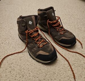 Columbia Crestwood Hiking Boot | Waterproof